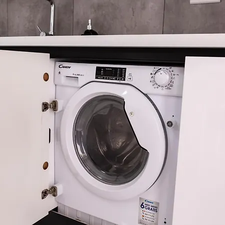 Apartment Modern & Spacious In The Heart Of By 360 Estates