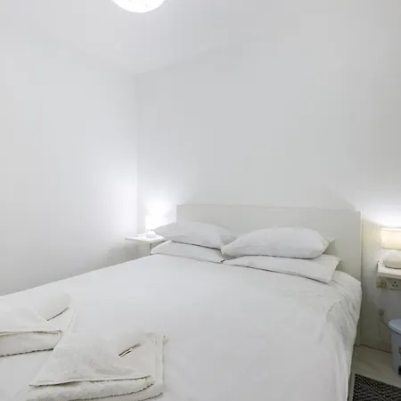 Modern & Spacious In The Heart Of By 360 Estates Apartman