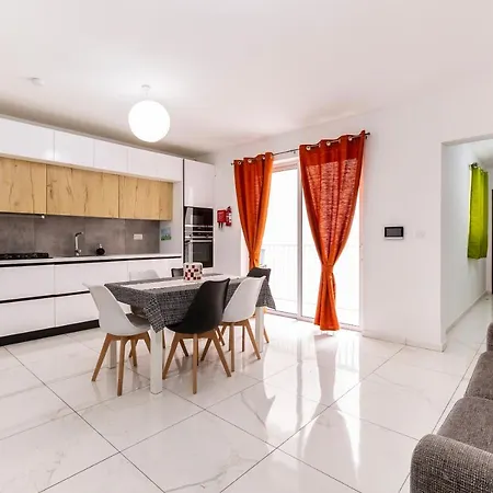 Appartement Modern & Spacious In The Heart Of By 360 Estates *
