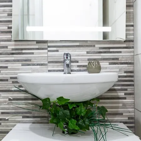 Appartement Modern & Spacious In The Heart Of By 360 Estates