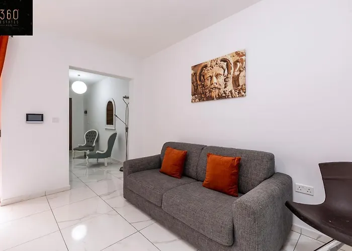 Daire Modern & Spacious In The Heart Of By 360 Estates