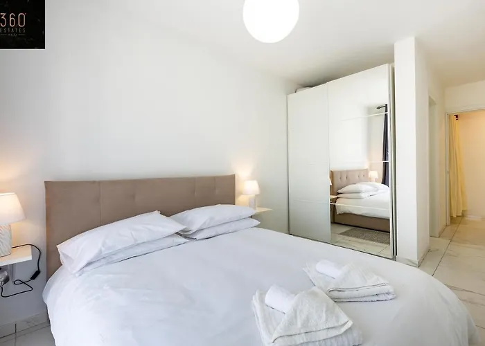 Modern & Spacious In The Heart Of By 360 Estates Daire Pietà