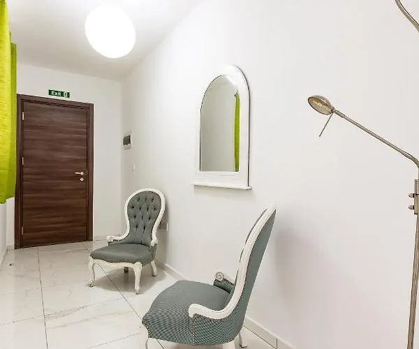 Modern & Spacious In The Heart Of By 360 Estates Daire Pietà