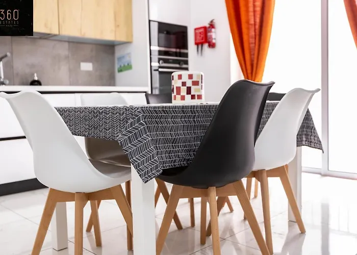 Modern & Spacious In The Heart Of By 360 Estates * Pietà